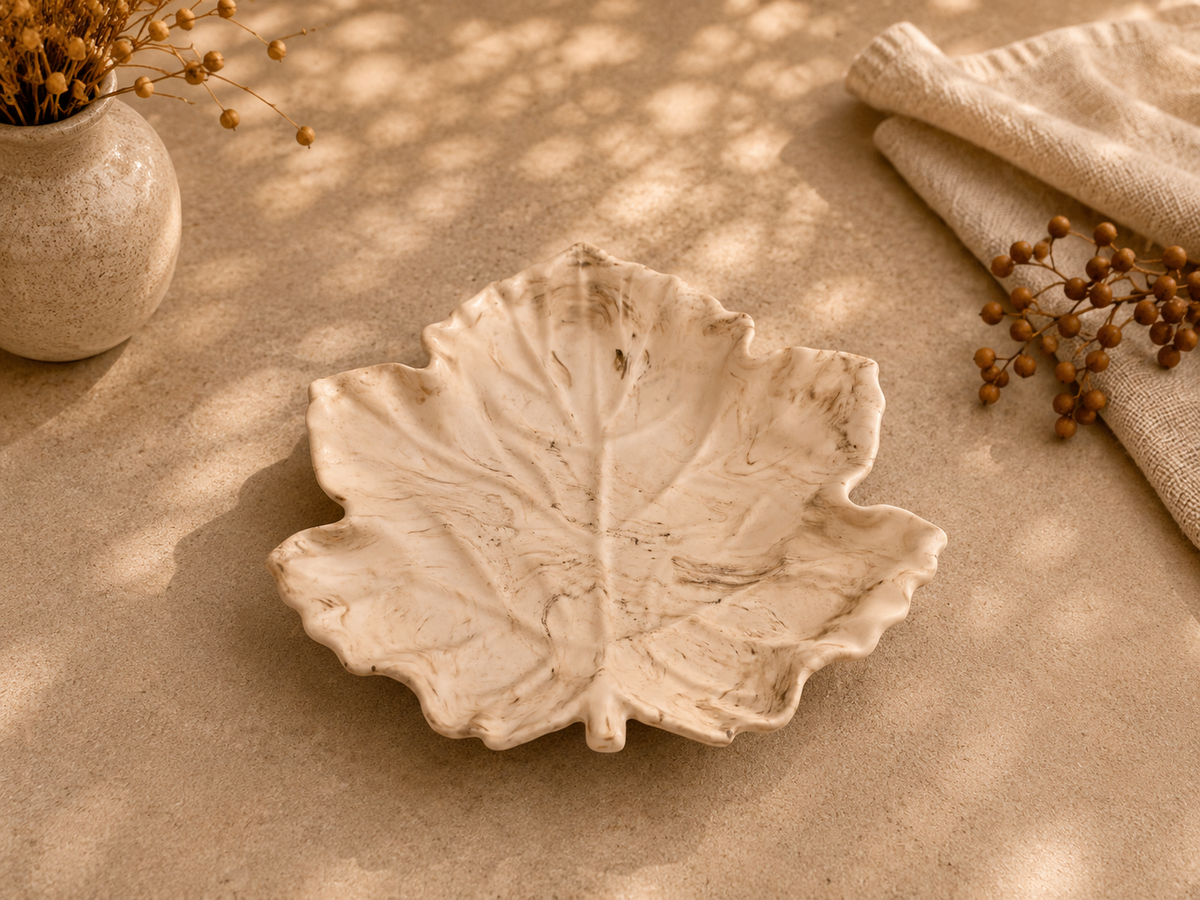 Autumn Leaf Tray – Handgemaakt Jesmonite schaal